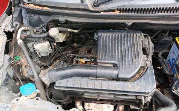 SUZUKI ERTIGA
