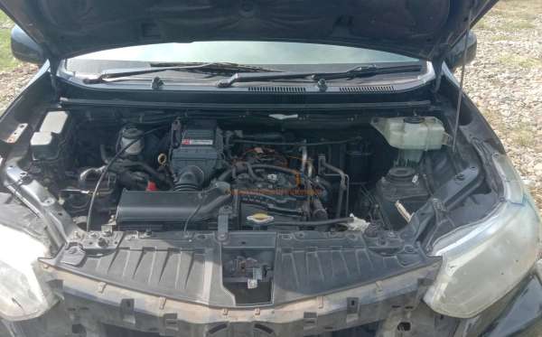 TOYOTA AVANZA