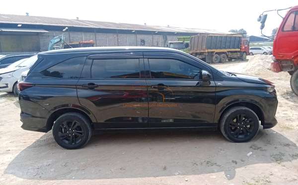 TOYOTA AVANZA E