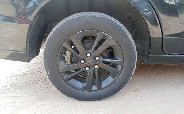 TOYOTA AVANZA E