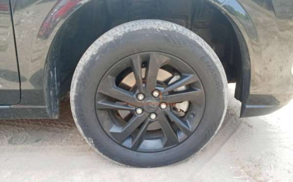 TOYOTA AVANZA E