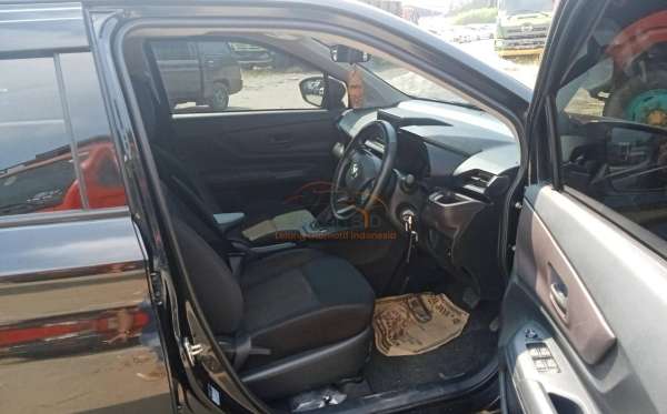 TOYOTA AVANZA E