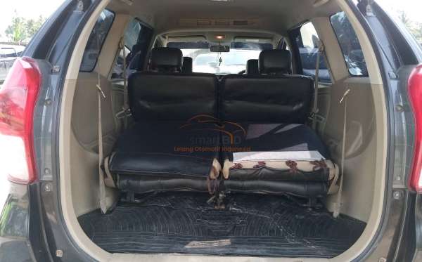 TOYOTA AVANZA