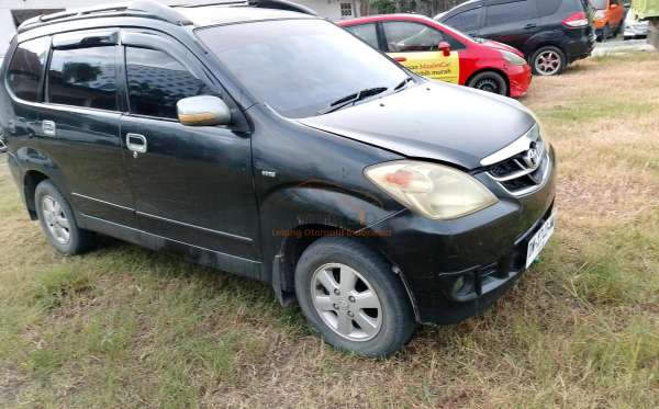 TOYOTA AVANZA 1.3 G
