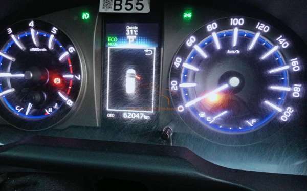 TOYOTA INNOVA  2.0 Q
