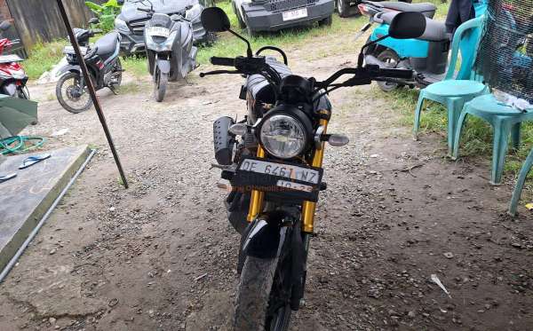 YAMAHA XSR 155