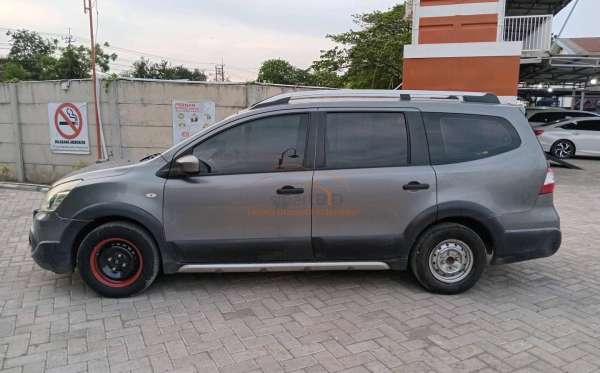 NISSAN GRAND LIVINA 1.5 X – GEAR