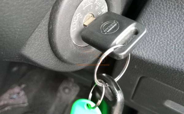 NISSAN GRAND LIVINA 1.5 X – GEAR