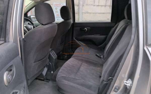 NISSAN GRAND LIVINA 1.5 X – GEAR