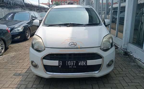 DAIHATSU AYLA 1.0 X
