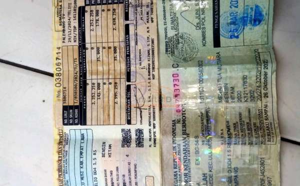 HONDA MOBILIO DD4 1.5 RS