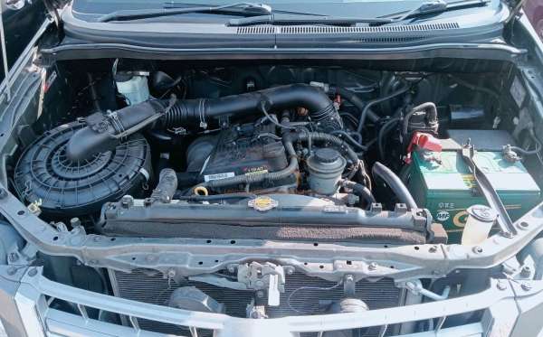 TOYOTA KIJANG INNOVA G