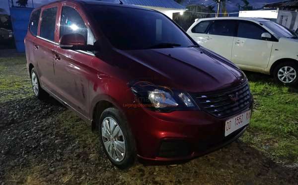 WULING CONFERO