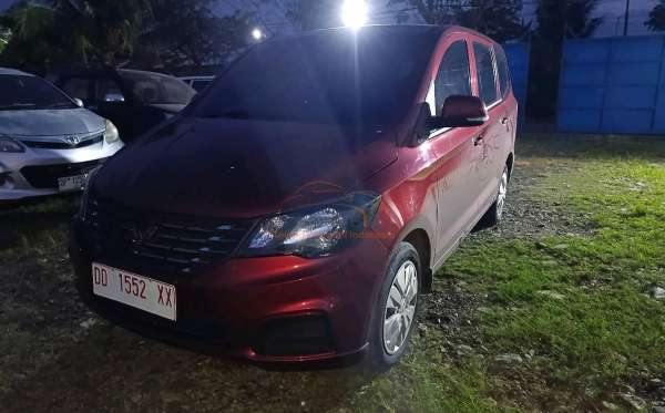 WULING CONFERO