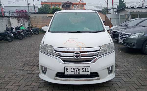 NISSAN SERENA 2.0