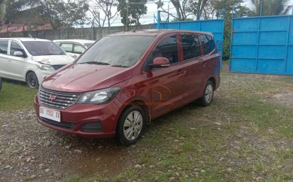 WULING CONFERO