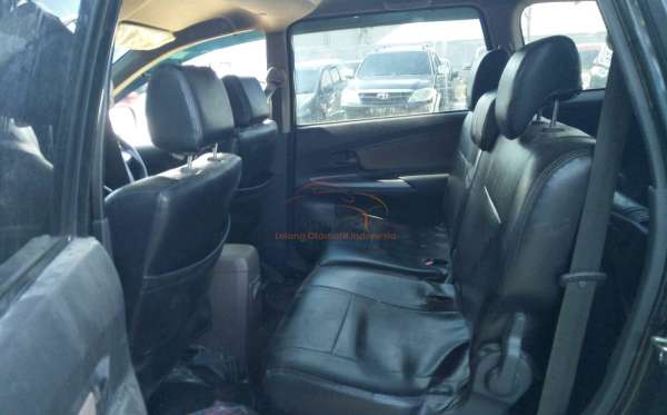 TOYOTA  AVANZA  1.3 G