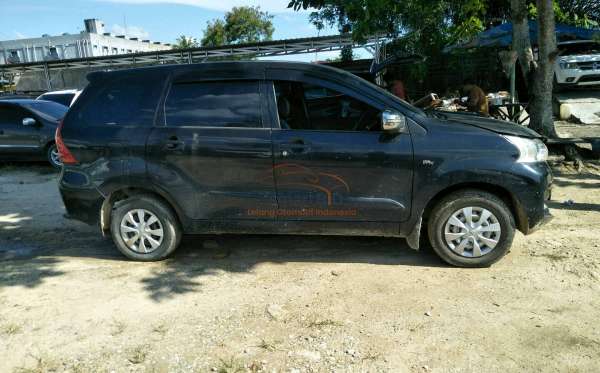 TOYOTA  AVANZA  1.3 G