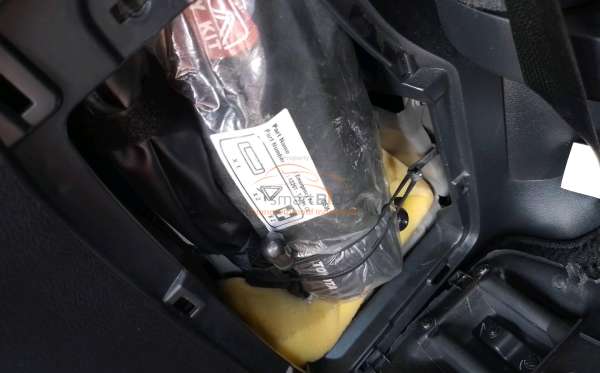 TOYOTA  INNOVA  VENTURER