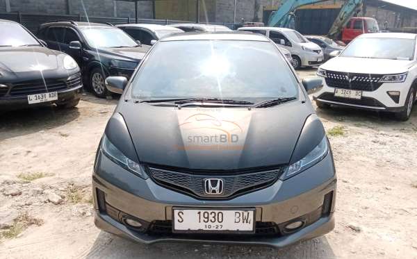 HONDA JAZZ GE8 1.5 E