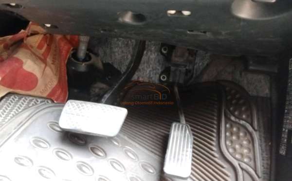 HONDA JAZZ GE8 1.5 E