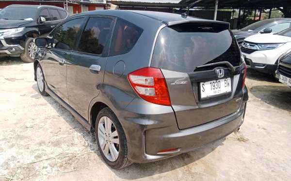 HONDA JAZZ GE8 1.5 E