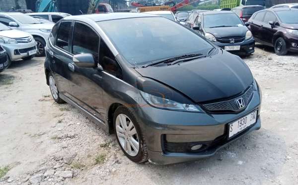 HONDA JAZZ GE8 1.5 E