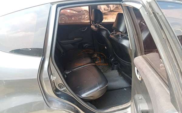 HONDA JAZZ GE8 1.5 E