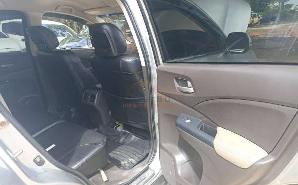 HONDA CR-V RM3 2WD 2.4