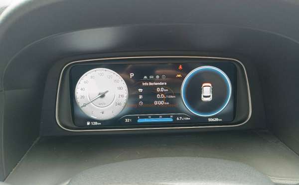 HYUNDAI CRETA PRIME AT