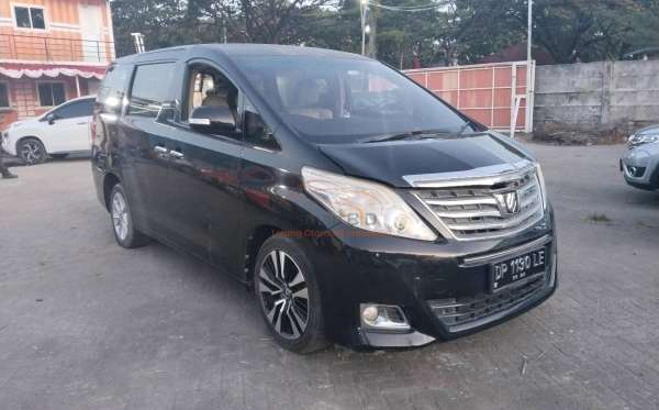 TOYOTA ALPHARD 2.4 X