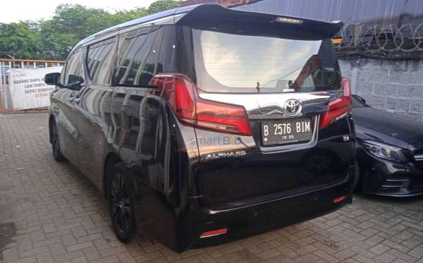 TOYOTA ALPHARD 2.5 G