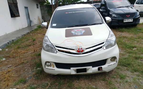 TOYOTA AVANZA