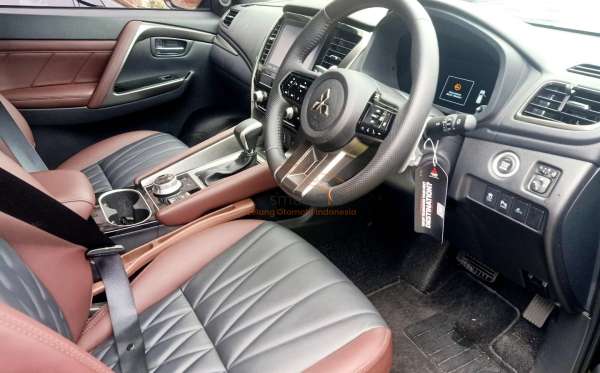 MITSUBISHI PAJERO SPORT DAKAR U-L 4X4