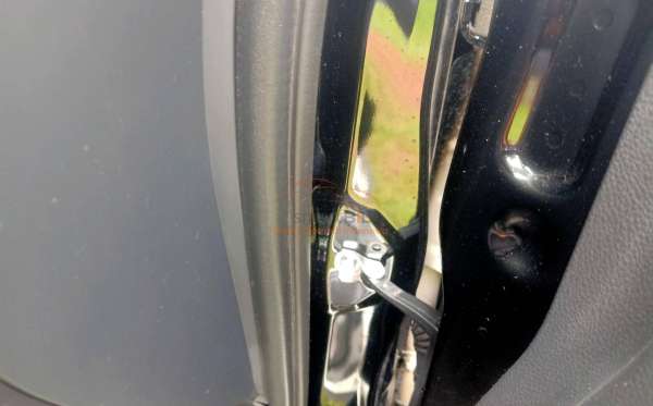 MITSUBISHI PAJERO SPORT DAKAR U-L 4X4