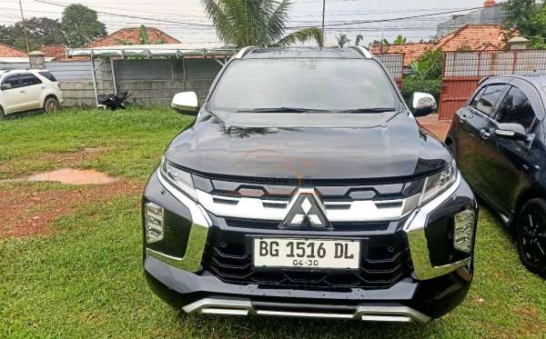 MITSUBISHI PAJERO SPORT DAKAR U-L 4X4