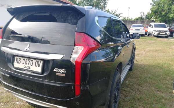 MITSUBISHI PAJERO SPORT 2.4L DAKAR-H (4X2)