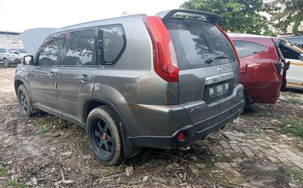 NISSAN X TRAIL 2.5