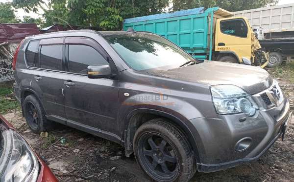 NISSAN X TRAIL 2.5