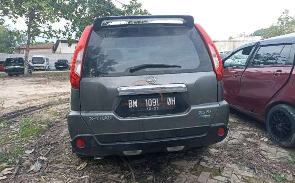 NISSAN X TRAIL 2.5