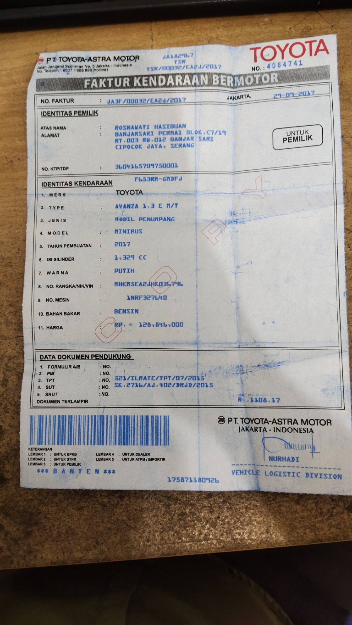 TOYOTA  AVANZA  1.3 E