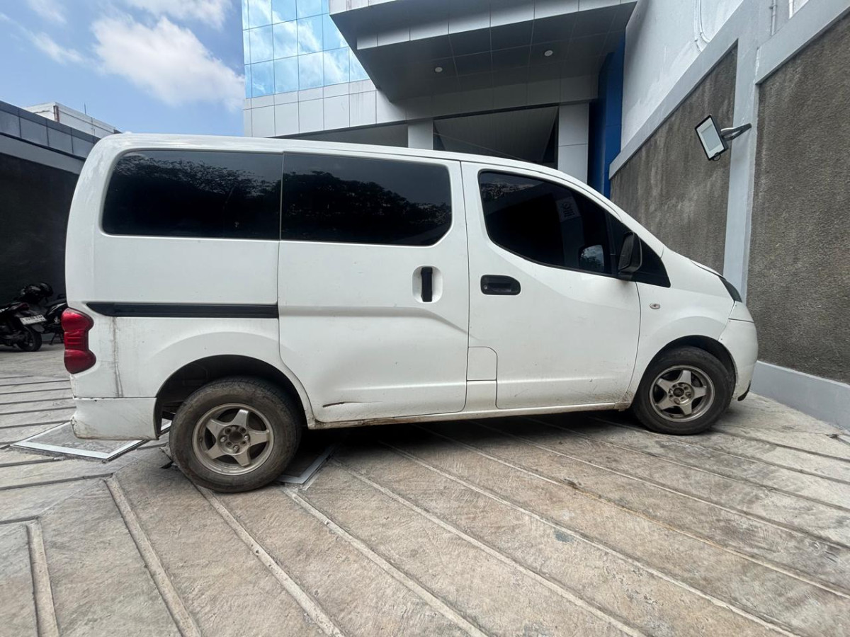 NISSAN EVALIA 1.5