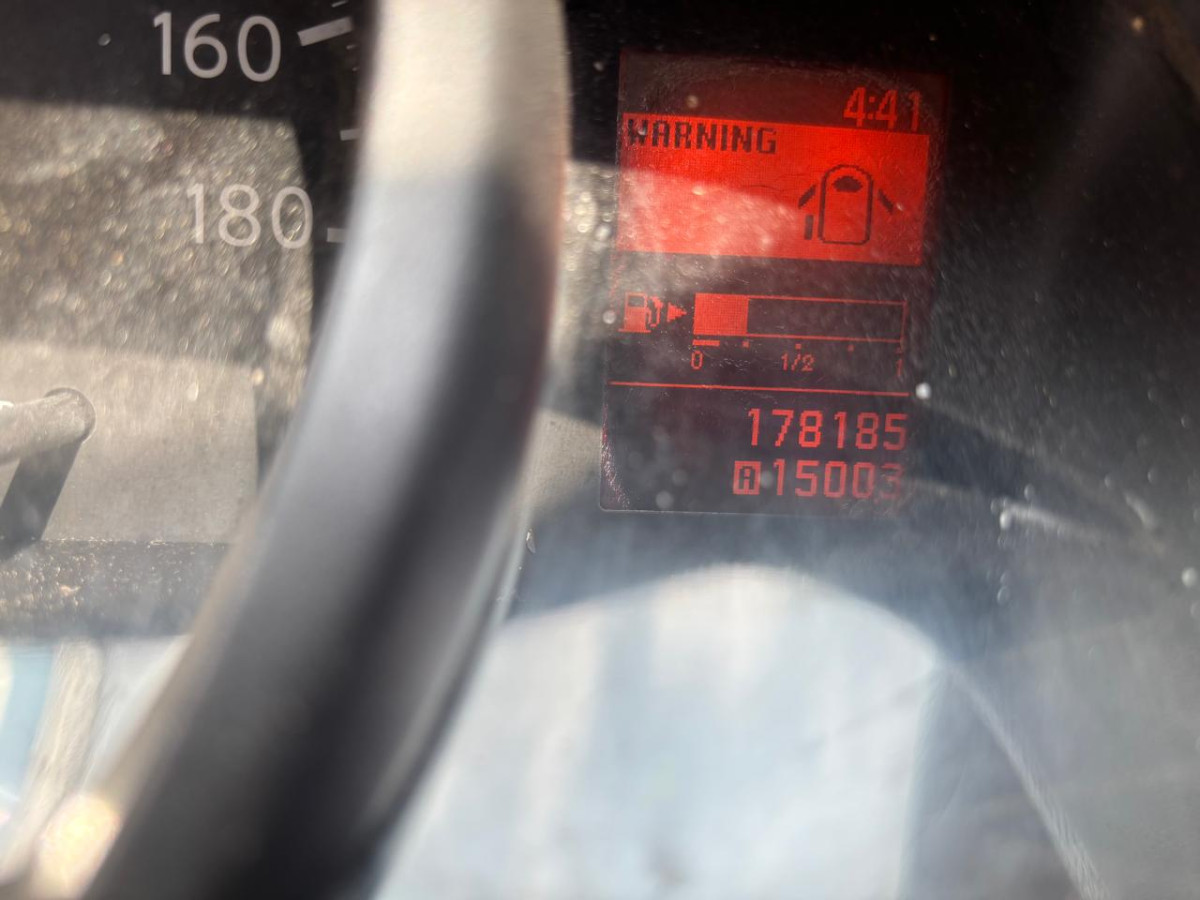 NISSAN EVALIA 1.5