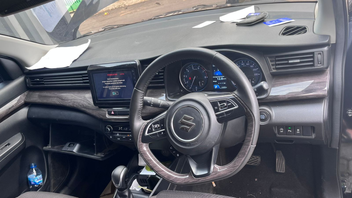 SUZUKI ERTIGA