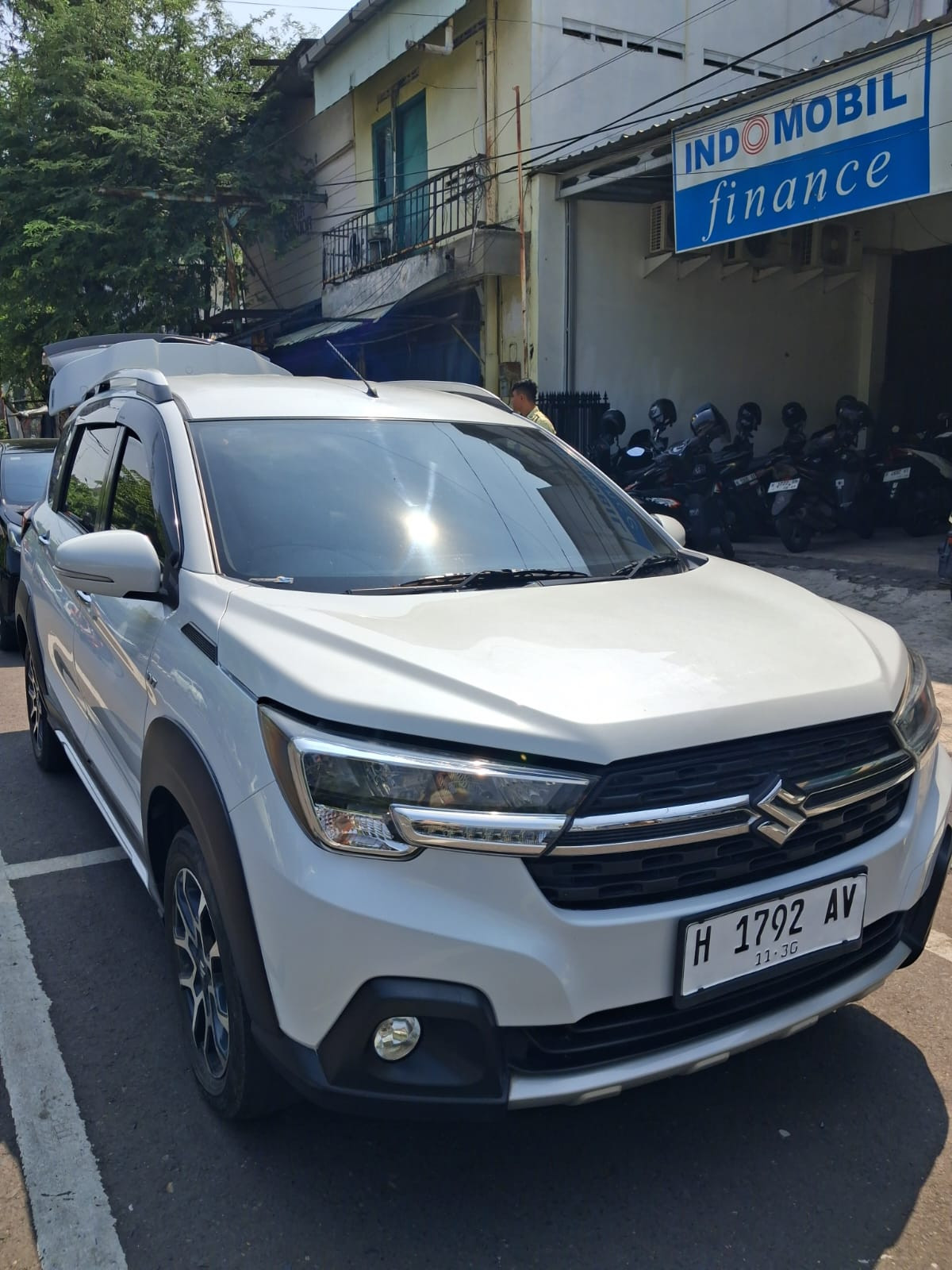 SUZUKI XL7