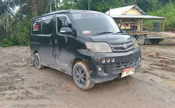 DAIHATSU LUXIO
