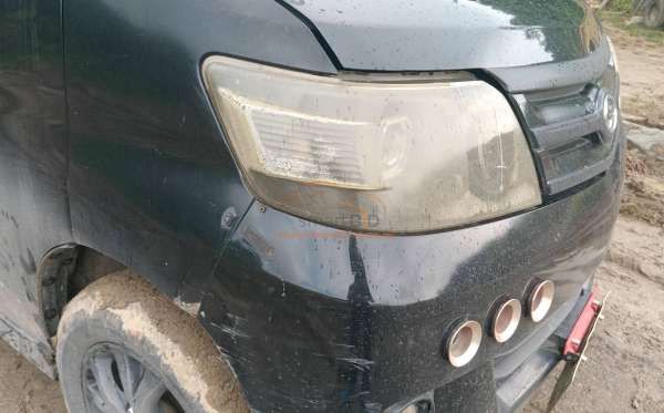 DAIHATSU LUXIO