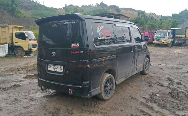 DAIHATSU LUXIO