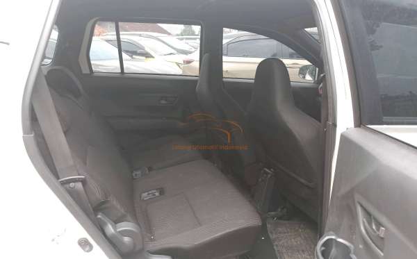 DAIHATSU SIGRA M