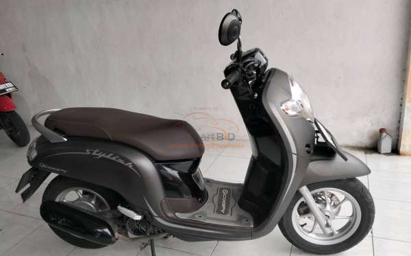 HONDA  SCOOPY